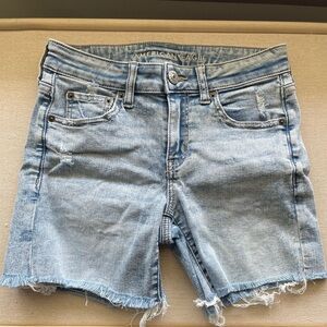 American Eagle Midi Size 2 Jean Shorts